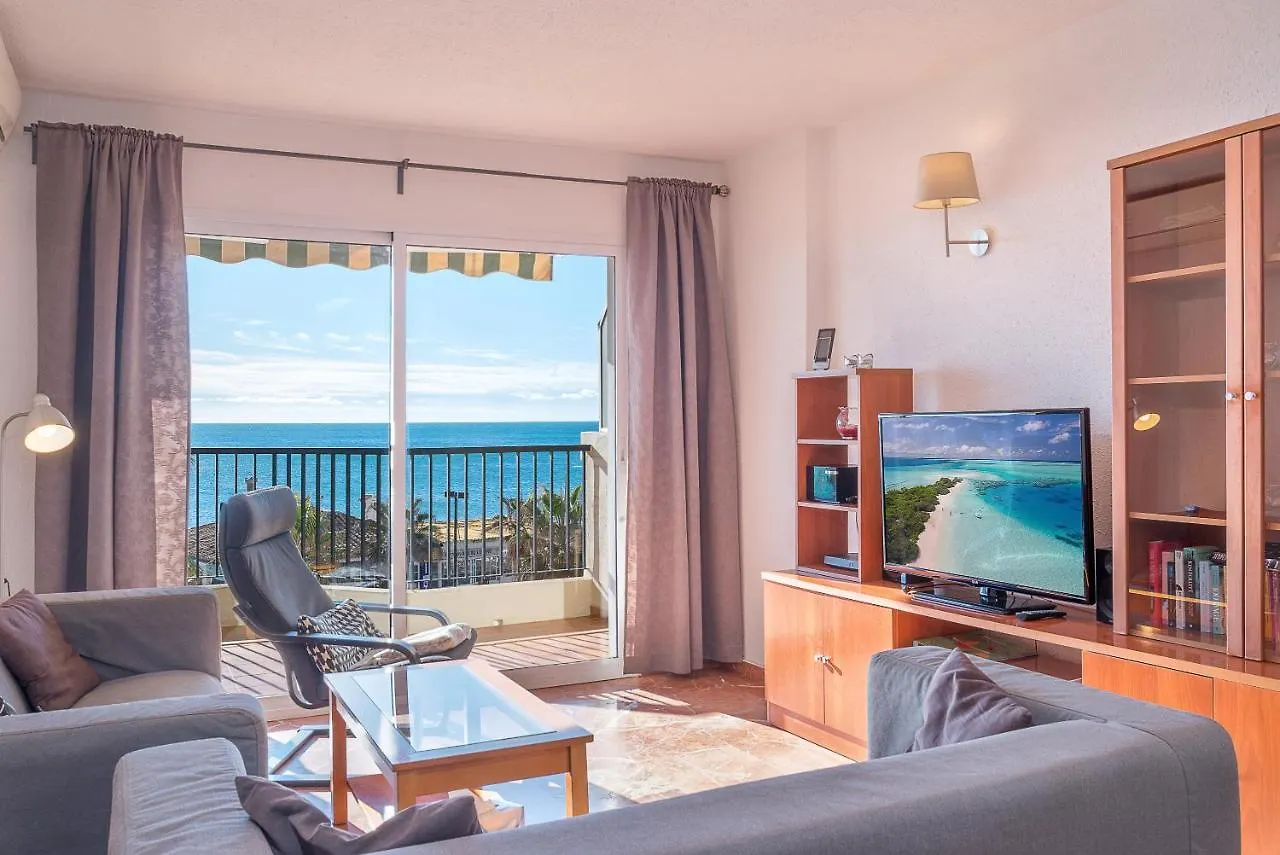 Beachfront Apartment With Sea View Fuengirola